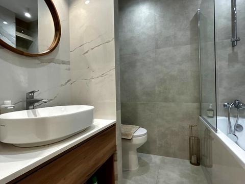 квартира по адресу Свободи ул., 20/1