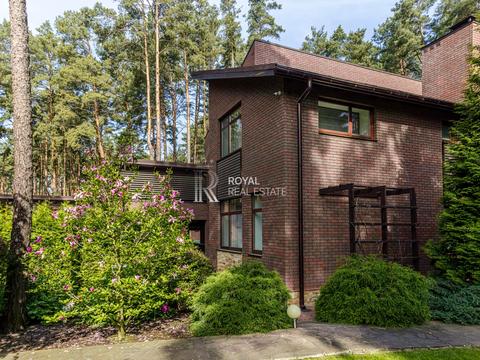 будинок за адресою Лісова вул.