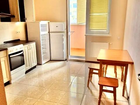 квартира за адресою Воскресенська вул., 16-В