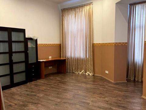 квартира за адресою Ужгород, Августина Волошина вул., 12