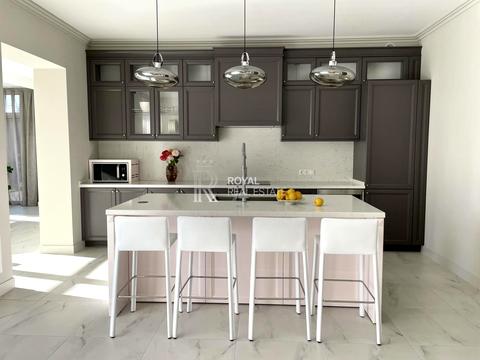 будинок за адресою Ватутіна пров.