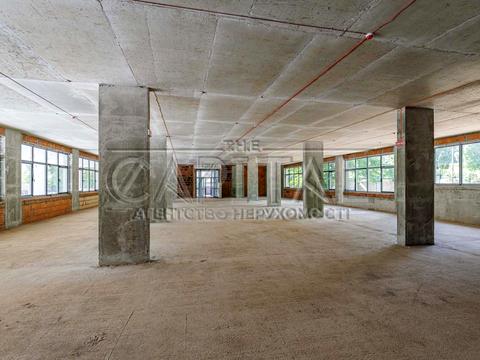 комерційна за адресою Васильківська вул., 37-А