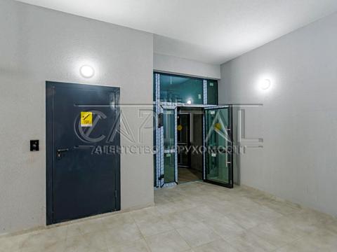 комерційна за адресою Васильківська вул., 37-А