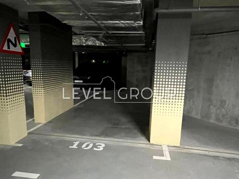 паркомісце за адресою Берестейський просп. (Перемоги), 42