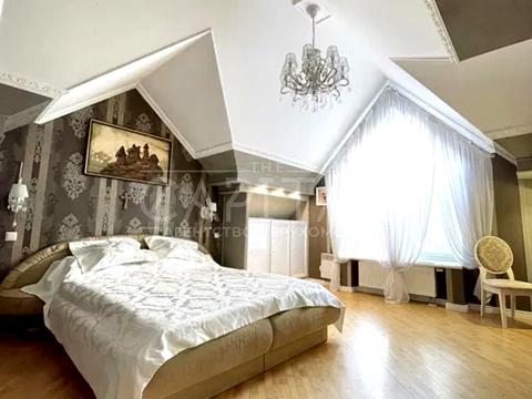 будинок за адресою Володимира Івасюка просп. (Героїв Сталінграду)