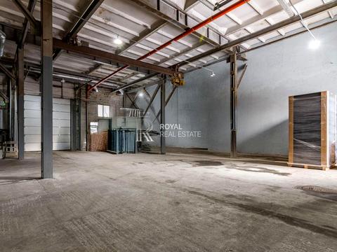 комерційна за адресою Машинобудівна вул., 39