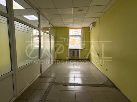 комерційна за адресою Академіка Глушкова просп., 1