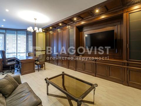 комерційна за адресою Антоновича вул. (Горького), 131