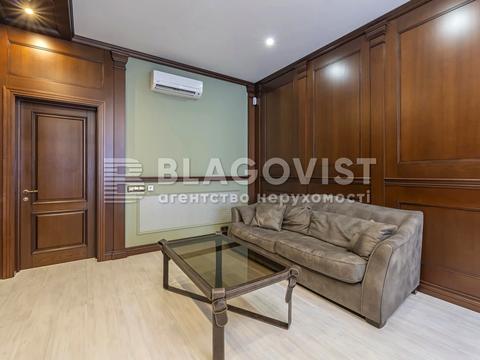 комерційна за адресою Антоновича вул. (Горького), 131