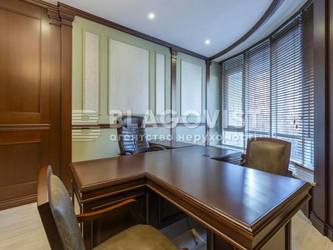 комерційна за адресою Антоновича вул. (Горького), 131