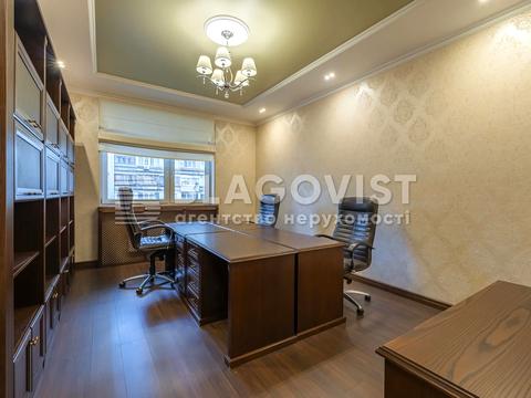 комерційна за адресою Антоновича вул. (Горького), 131