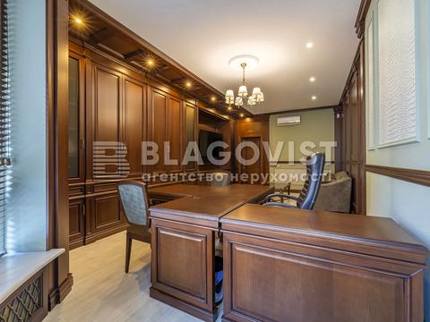 комерційна за адресою Антоновича вул. (Горького), 131