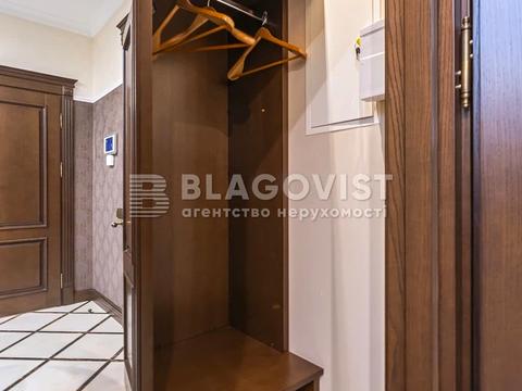 комерційна за адресою Антоновича вул. (Горького), 131