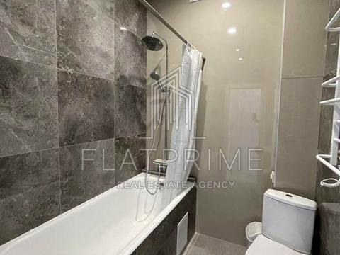 квартира за адресою Євгена Коновальця вул. (Щорса), 18