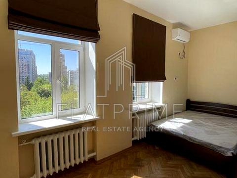 квартира за адресою Євгена Коновальця вул. (Щорса), 18