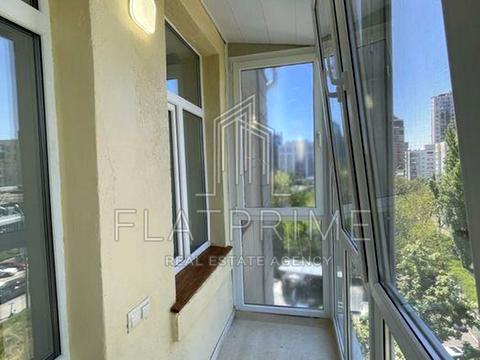 квартира за адресою Євгена Коновальця вул. (Щорса), 18