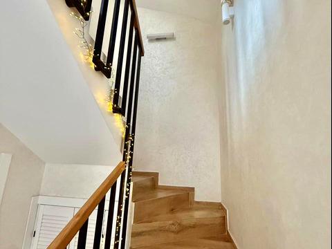 будинок за адресою Озерна, 8Ж