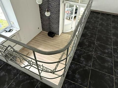 комерційна за адресою Личаківська вул. (), 37а