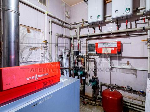 комерційна за адресою Польова вул., 61