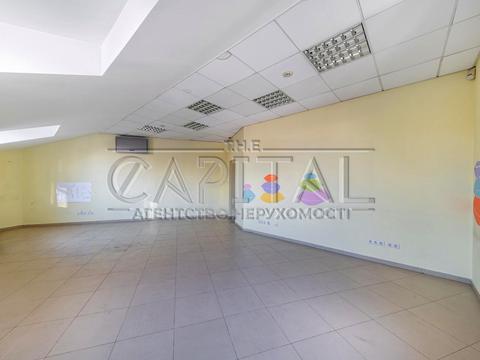 комерційна за адресою Польова вул., 61