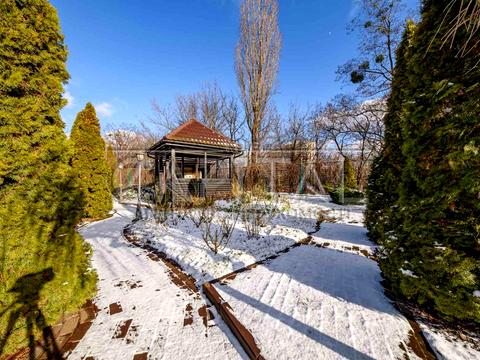 комерційна за адресою Польова вул., 61