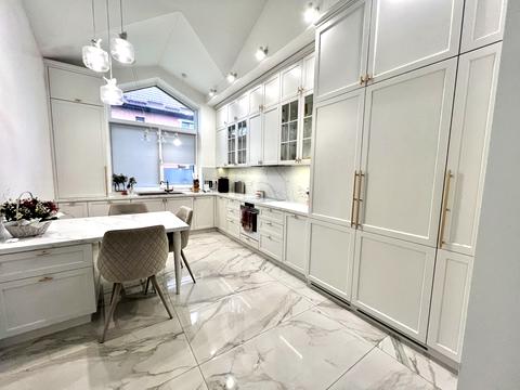 дом по адресу Антония Михайловского ул.