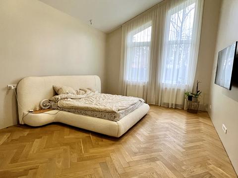 дом по адресу Антония Михайловского ул.