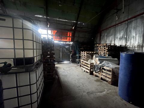 комерційна за адресою Промислова вул., 1