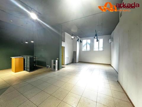 коммерческая по адресу Александра Довженко ул., 1б