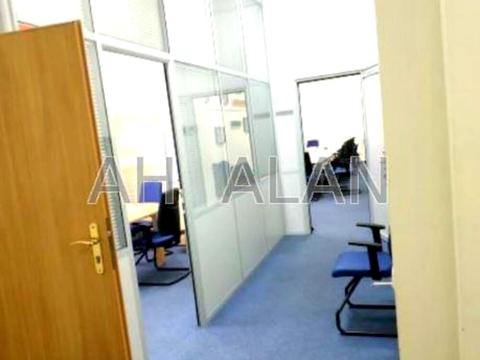 комерційна за адресою Бульварно-Кудрявська вул. (Воровського), 24