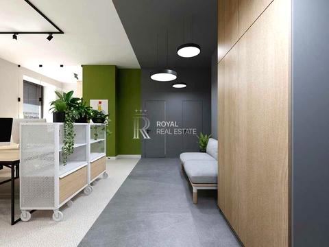 комерційна за адресою Володимирська вул., 81-Б