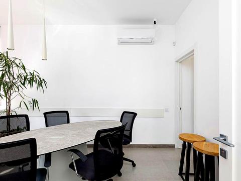 комерційна за адресою Стрийська вул., 86