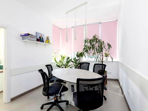 комерційна за адресою Стрийська вул., 86