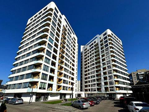 комерційна за адресою Стрийська вул., 86