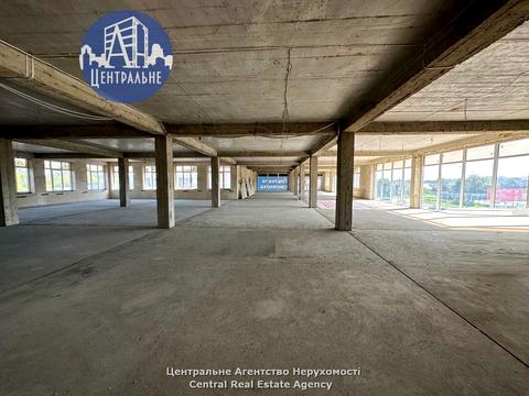 комерційна за адресою Хотинська вул., 39в