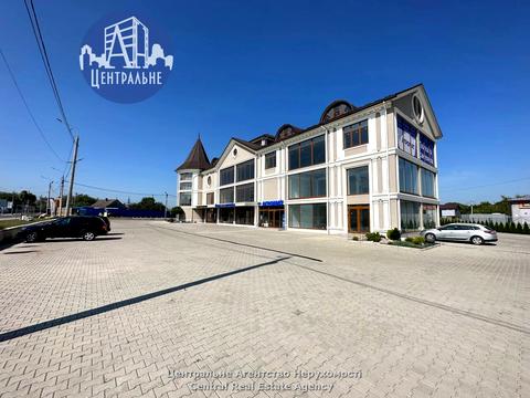 комерційна за адресою Хотинська вул., 39в