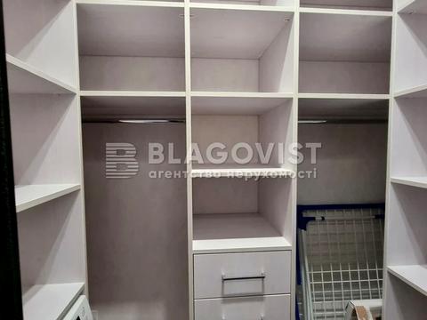 квартира за адресою Дніпровська набережна вул., 18-А