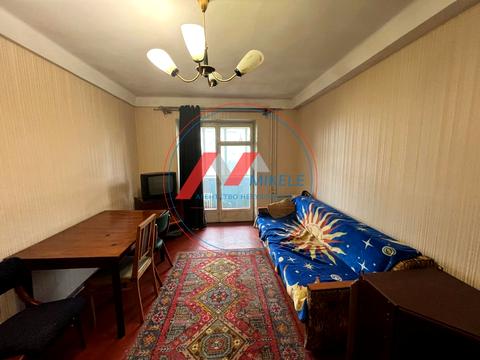 квартира за адресою Ореста Левицького вул. (Академіка Курчатова), 4