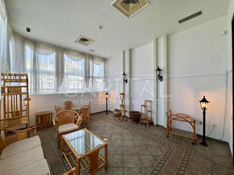 комерційна за адресою Дарвіна вул., 12