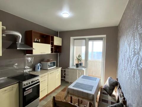 квартира за адресою Зоряний бульв., 1