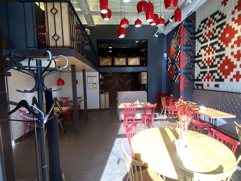 комерційна за адресою Ангелів пл. (Стефана Яворського), 1