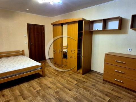 квартира за адресою Академіка Глушкова просп., 9е