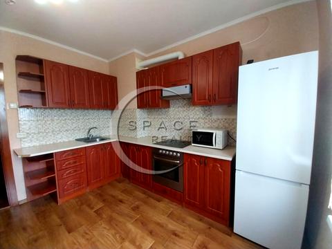 квартира за адресою Академіка Глушкова просп., 9е