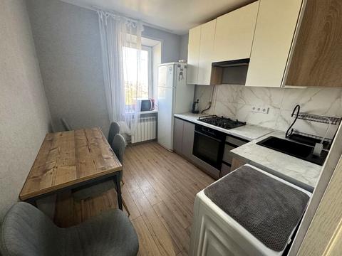 квартира за адресою Семафорна вул., 46