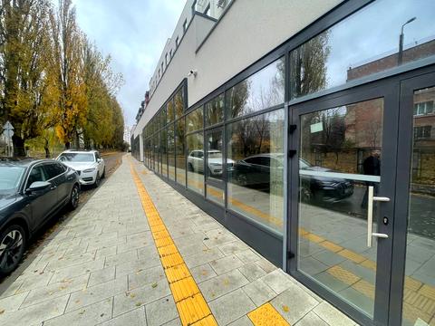 комерційна за адресою Корольова вул., 9б