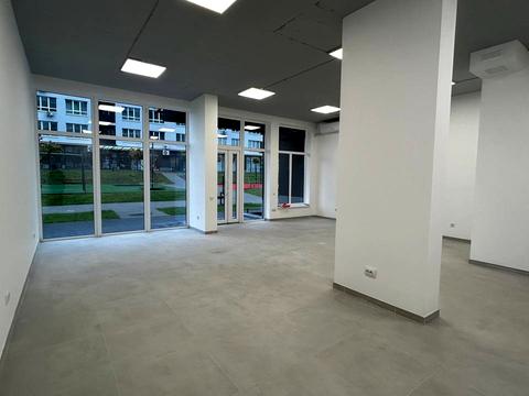 комерційна за адресою Трускавецька вул., 139