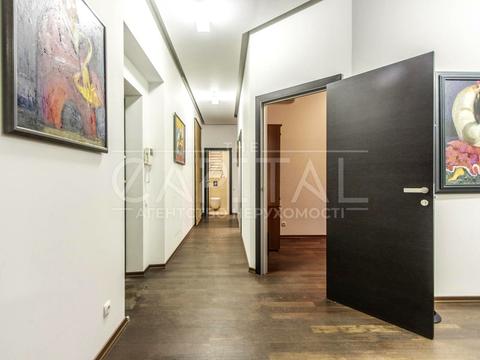 комерційна за адресою Богдана Хмельницького вул., 9-Б