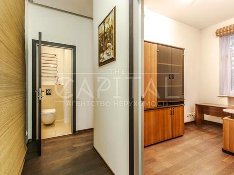 комерційна за адресою Богдана Хмельницького вул., 9-Б