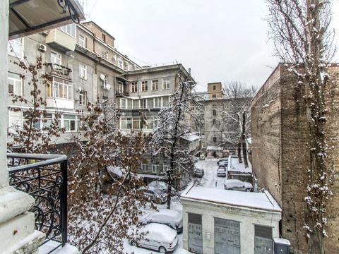 комерційна за адресою Богдана Хмельницького вул., 9-Б