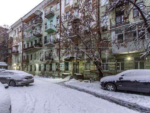 комерційна за адресою Богдана Хмельницького вул., 9-Б